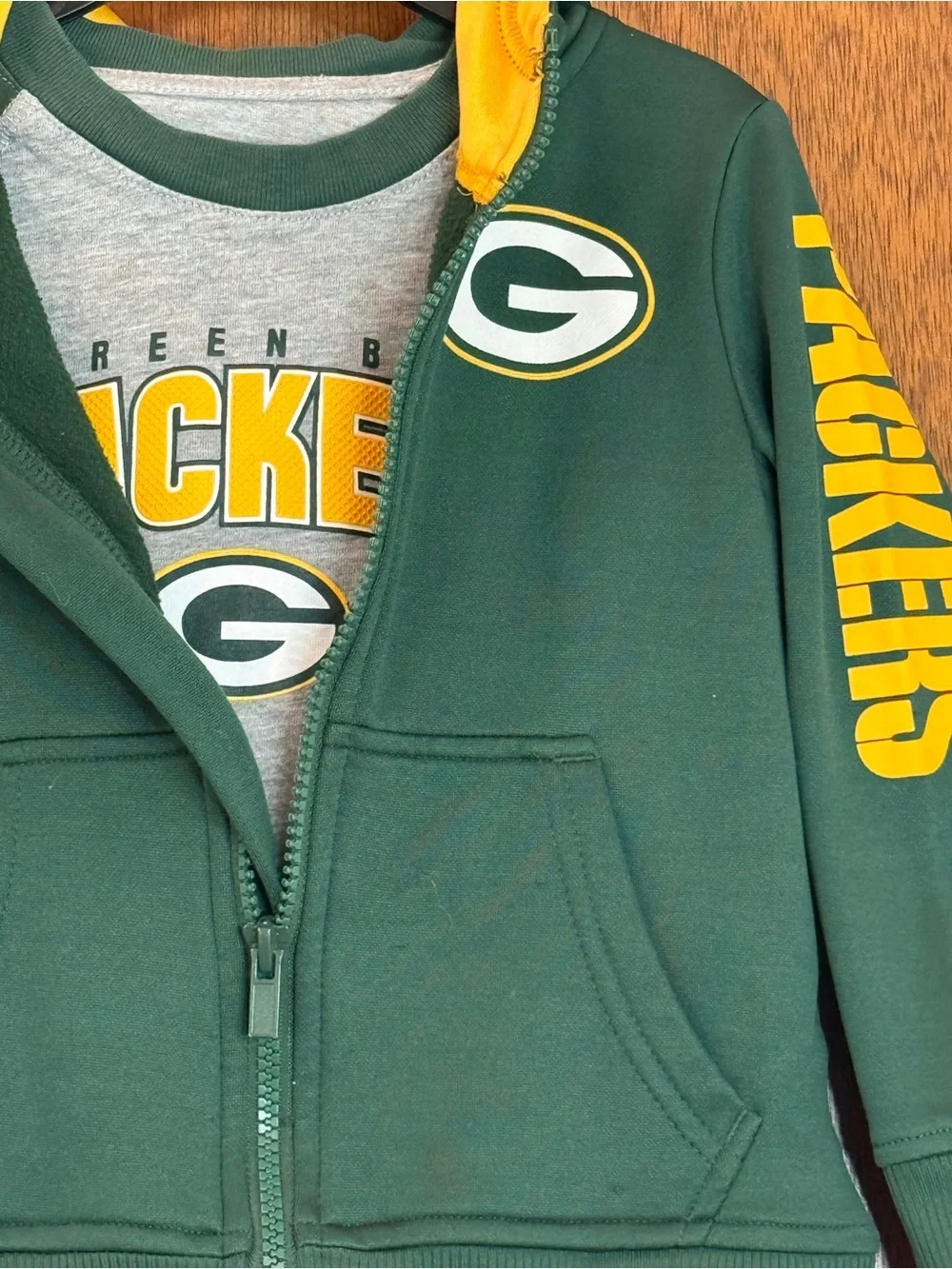 NFL Green Bay Packers Youth Full-Zip Hoodie & T-Shirt Set